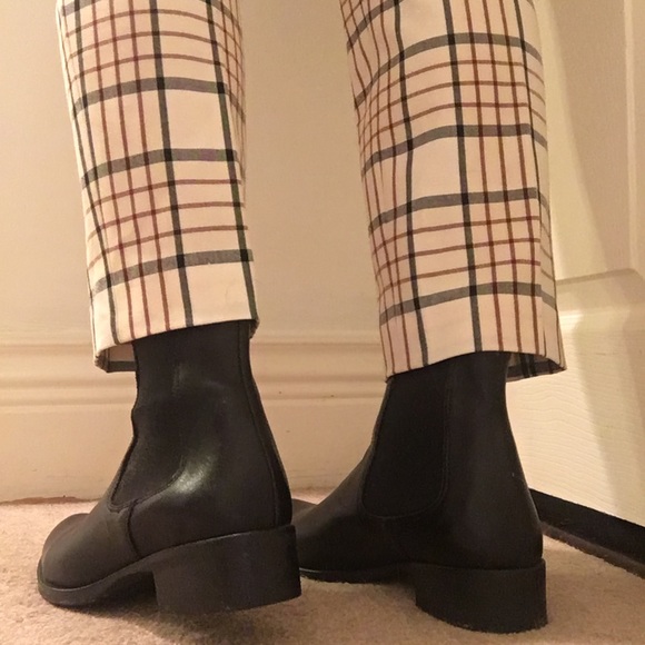 Black booties - Picture 2 of 5